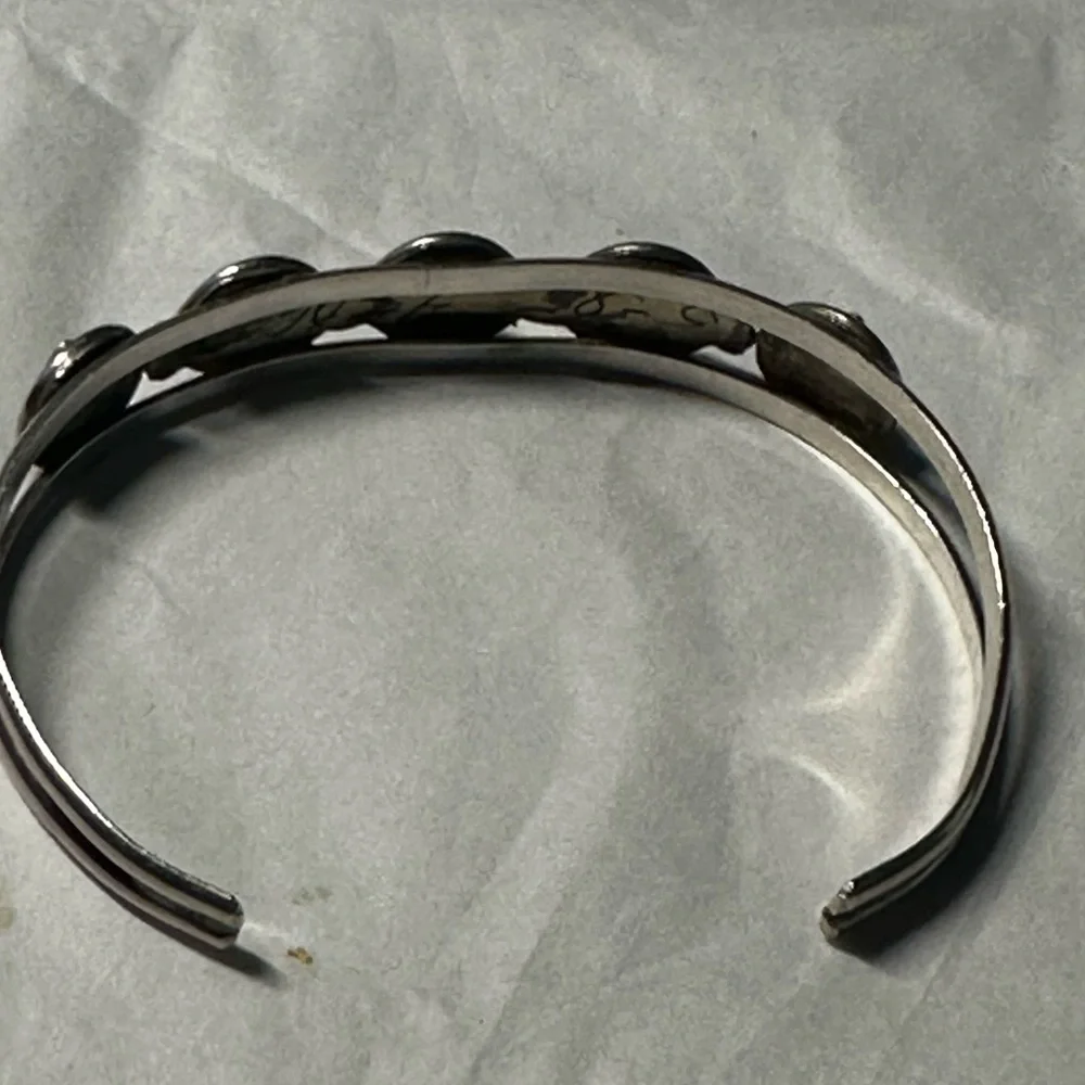 Vintage Native American Silver Turquoise cuff bracelet - Picture 6 of 12